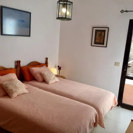Апартаменты Casa Mamen Spacious With Sea Views
