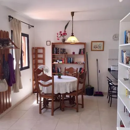 Casa Mamen Spacious With Sea Views Апартаменты