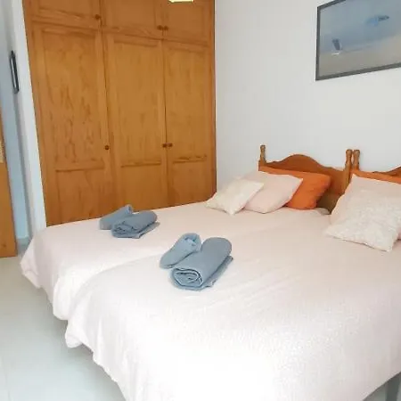 Casa Mamen Spacious With Sea Views 아파트 *