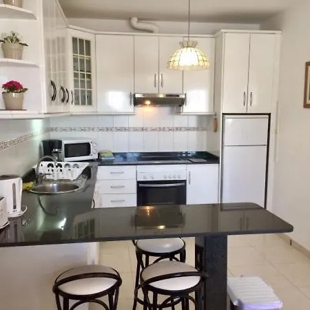 Casa Mamen Spacious With Sea Views 아파트